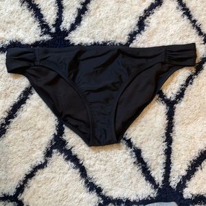 Jessica Simpson, black bikini bottom